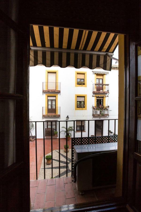 Apartamento Saravia Only Families Cordoba Dış mekan fotoğraf